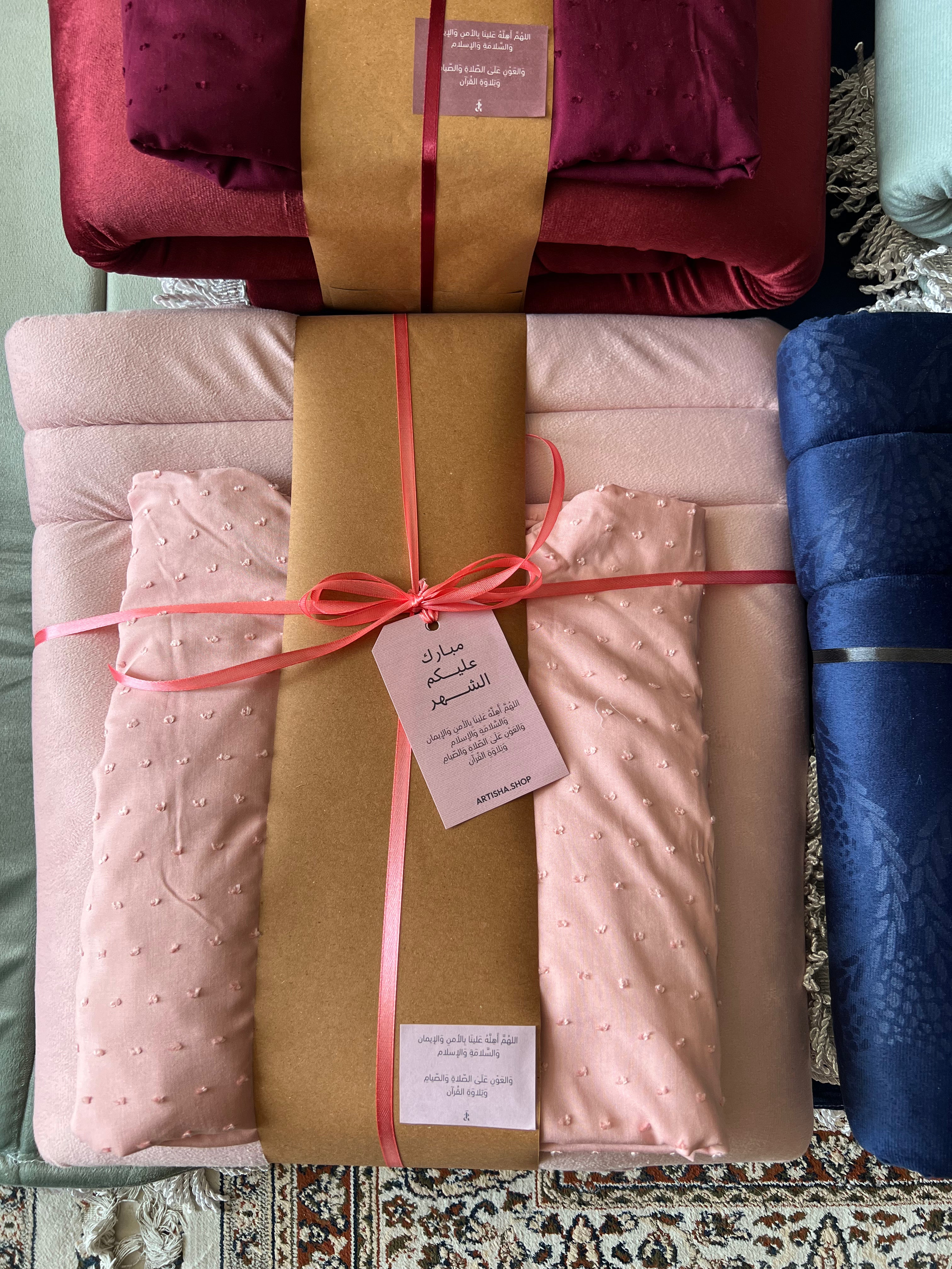 ♥️التسليم الفوري لطقم الصلاة كل الالوان