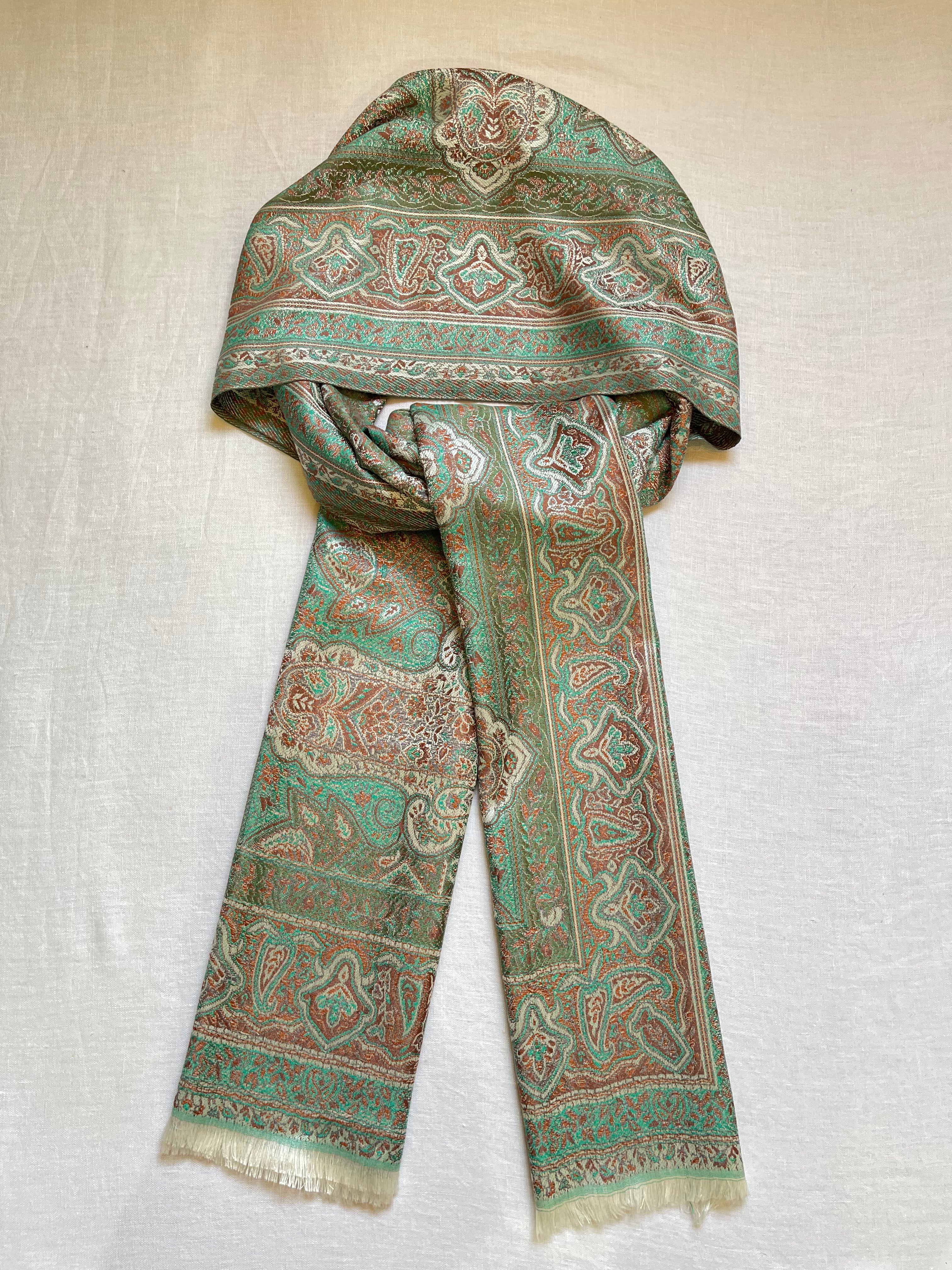 Cashmere Shawl شالات كشميرية