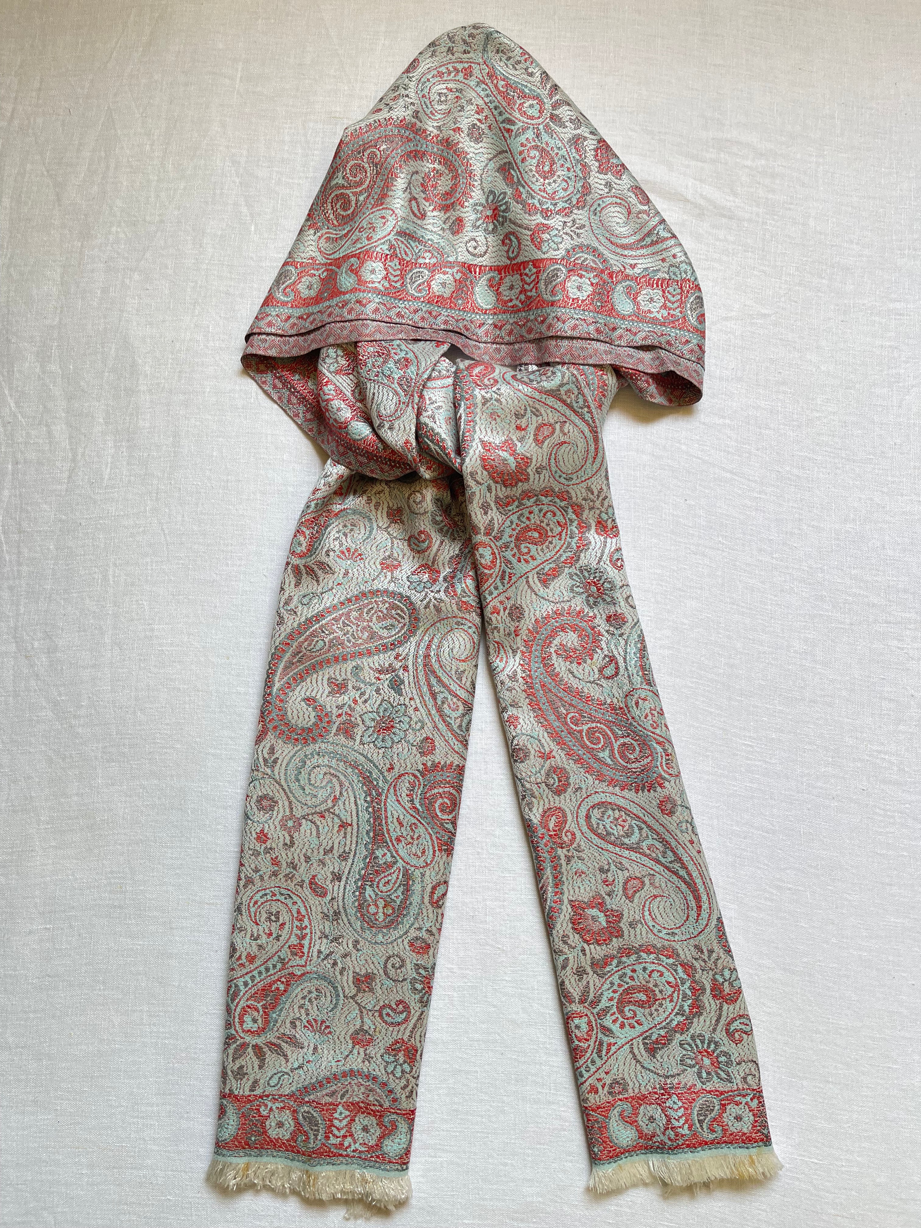 Cashmere Shawl شالات كشميرية