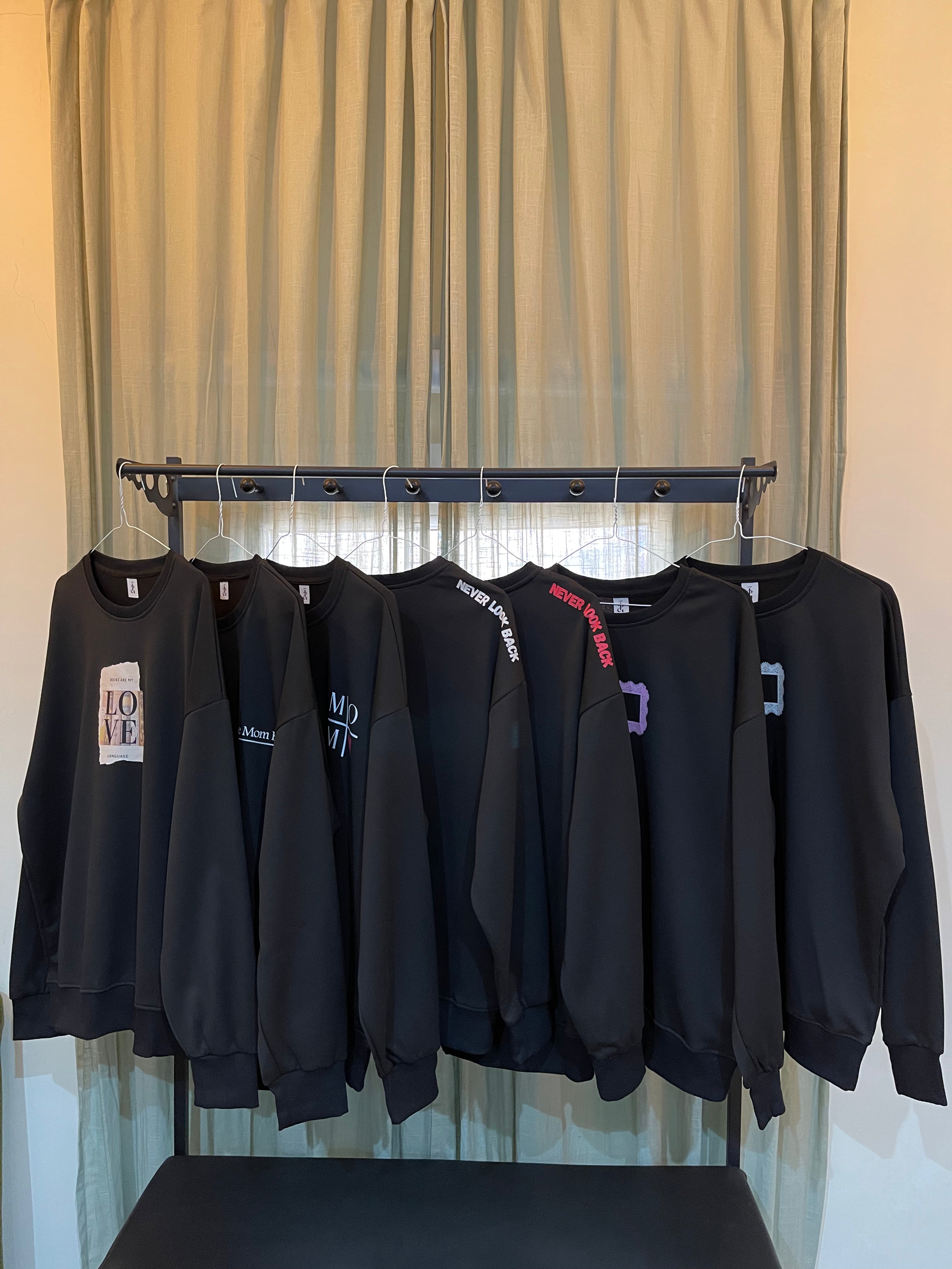 Black Sweater سويتر أسود