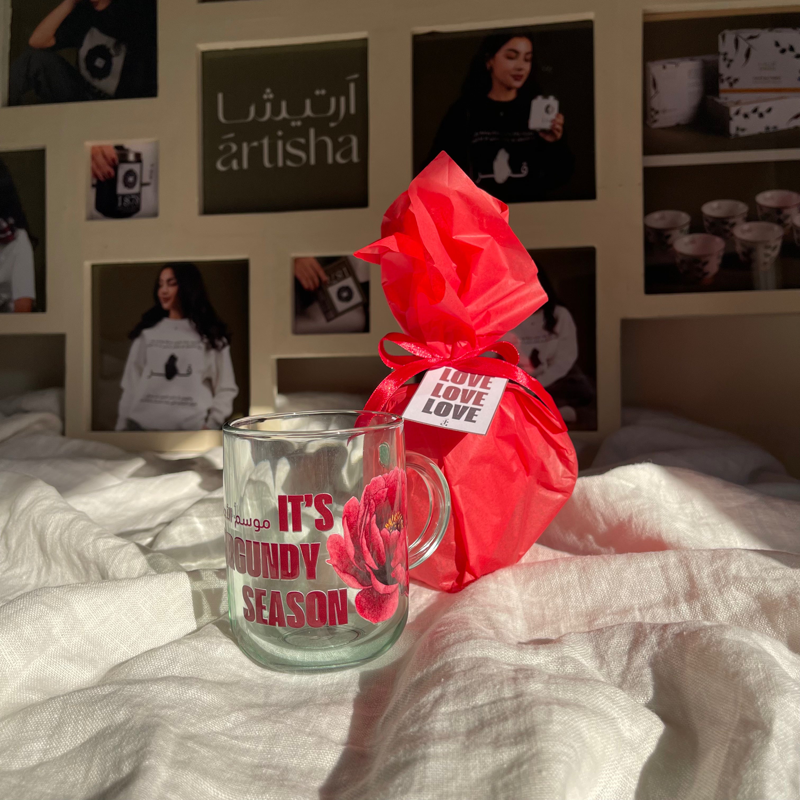 it's burgundy season mug كوب موسم العنابي