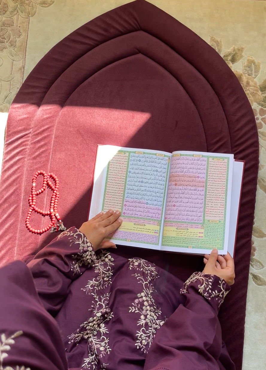 ♥️التسليم الفوري لطقم الصلاة كل الالوان