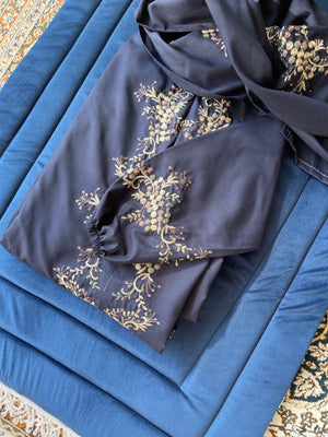 Navy Blue Sajada and Jlali Floral