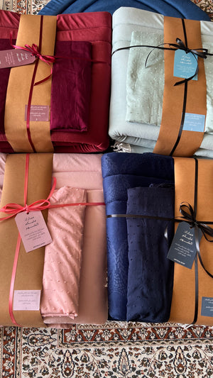 ♥️التسليم الفوري لطقم الصلاة كل الالوان