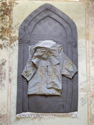 ♥️التسليم الفوري لطقم الصلاة كل الالوان