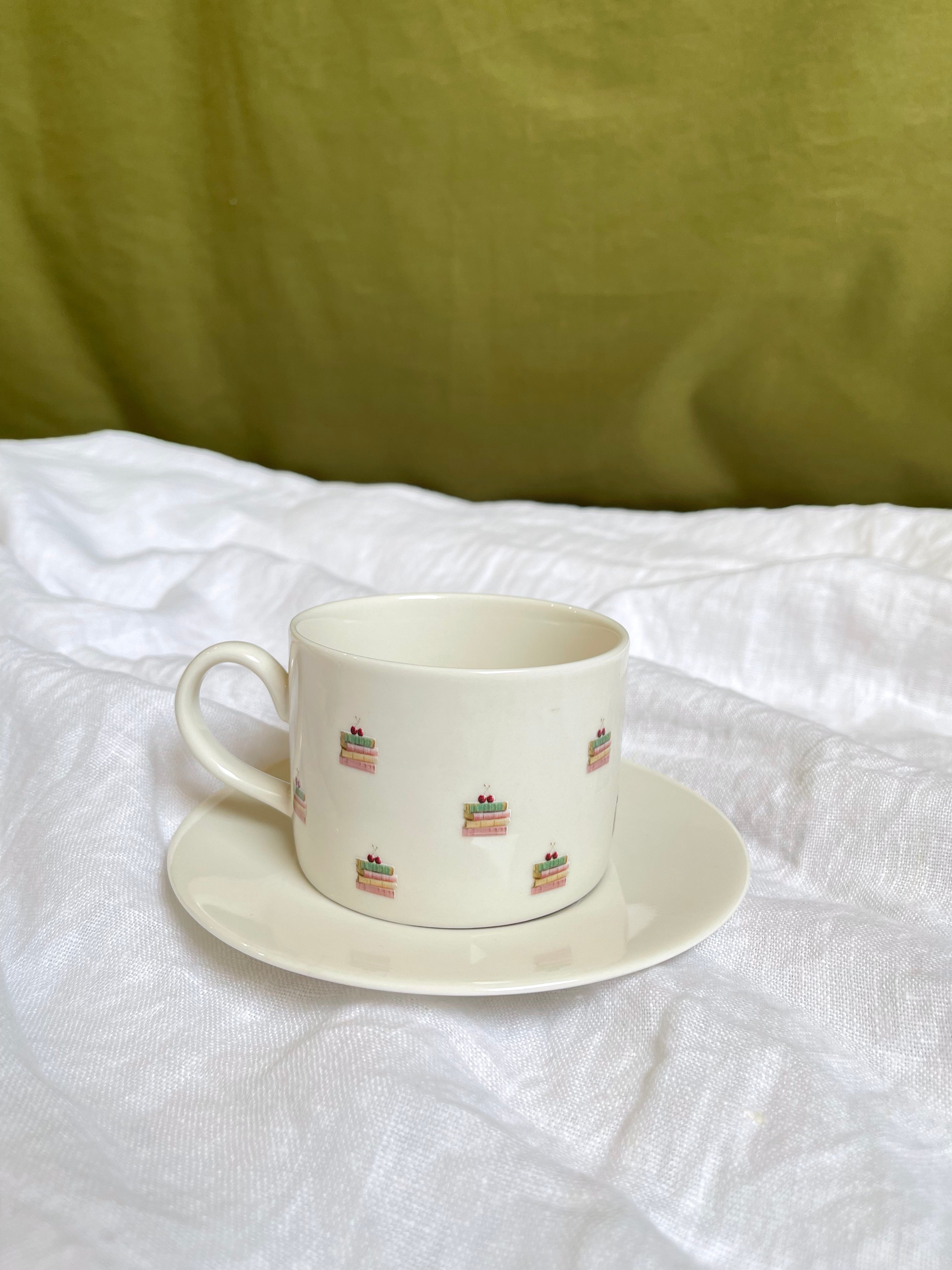 Small Mug with plate كوب وصحن