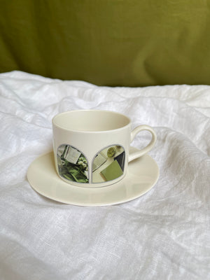 Small Mug with plate كوب وصحن