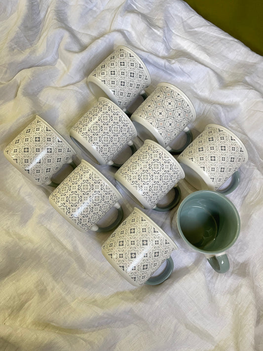 blue mug كوب أزرق