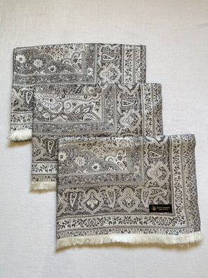 Cashmere Shawl شالات كشميرية