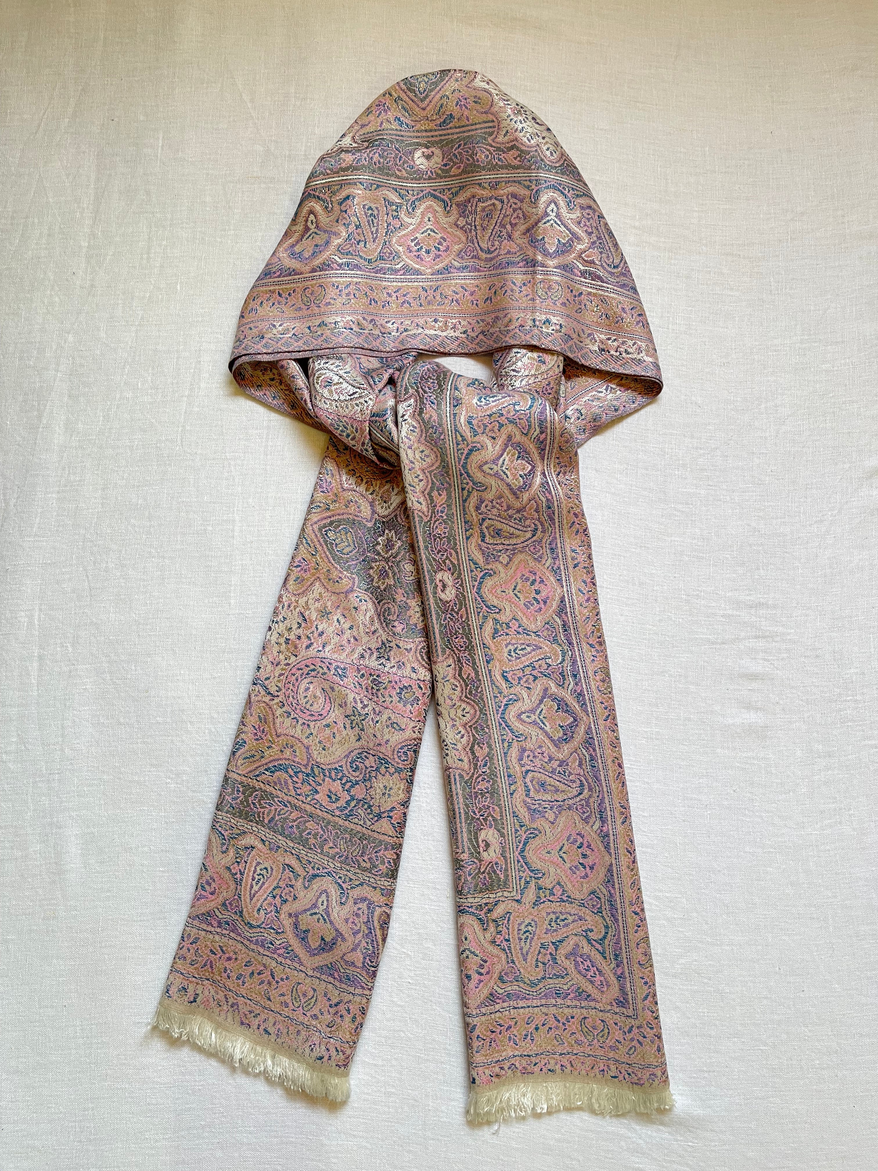 Cashmere Shawl شالات كشميرية