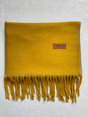 Double sided cottony shawl شالات قطنية دافئة بلونين