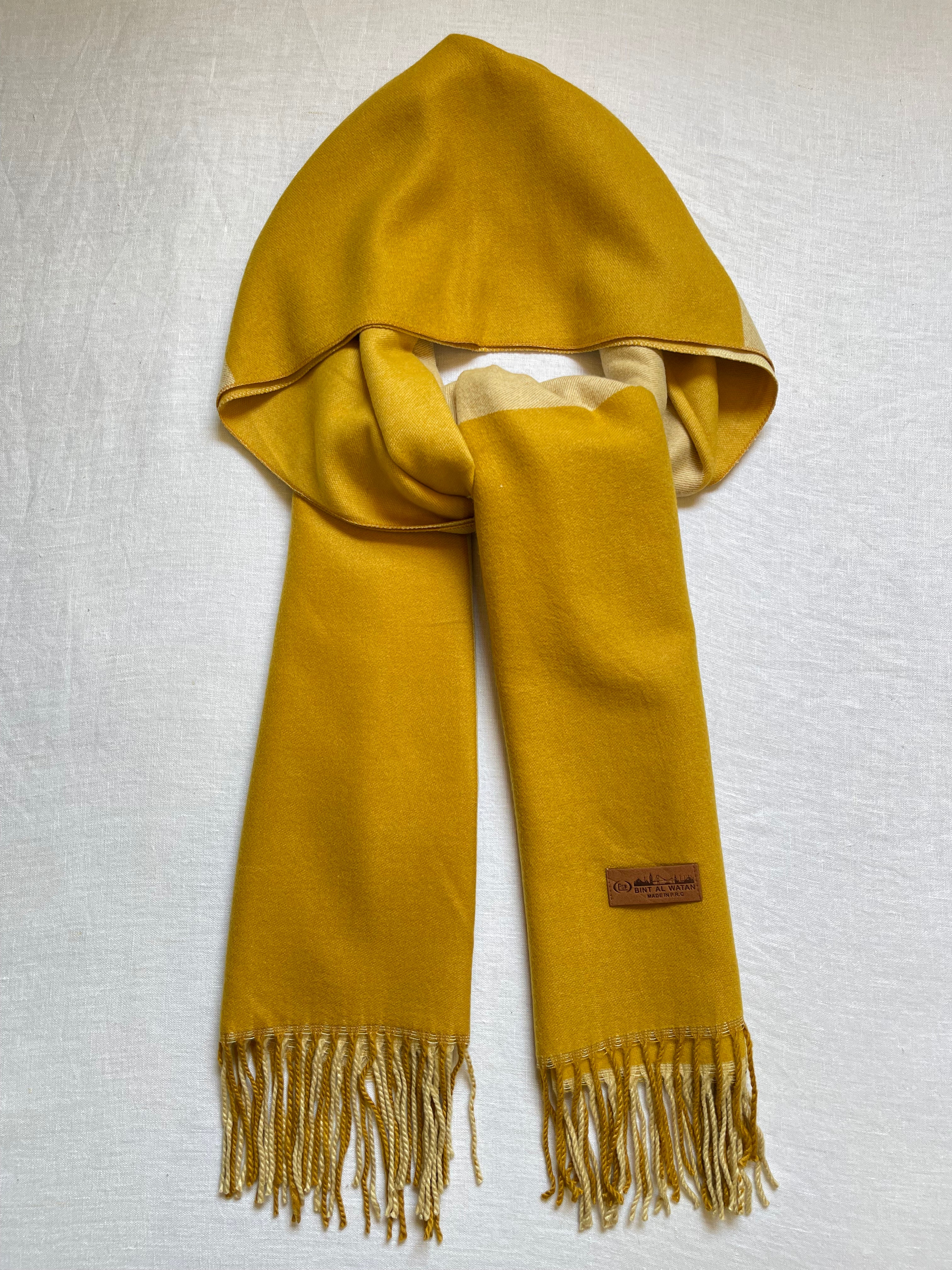 Double sided cottony shawl شالات قطنية دافئة بلونين