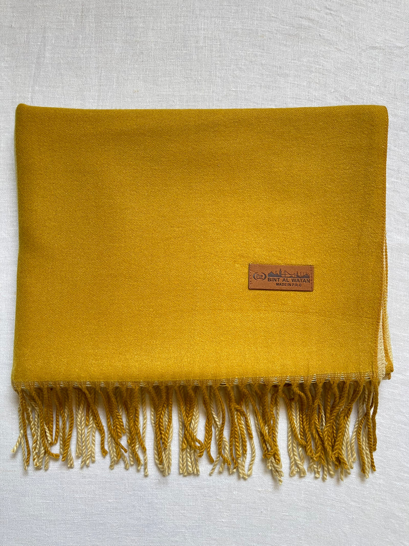 Double sided cottony shawl شالات قطنية دافئة بلونين