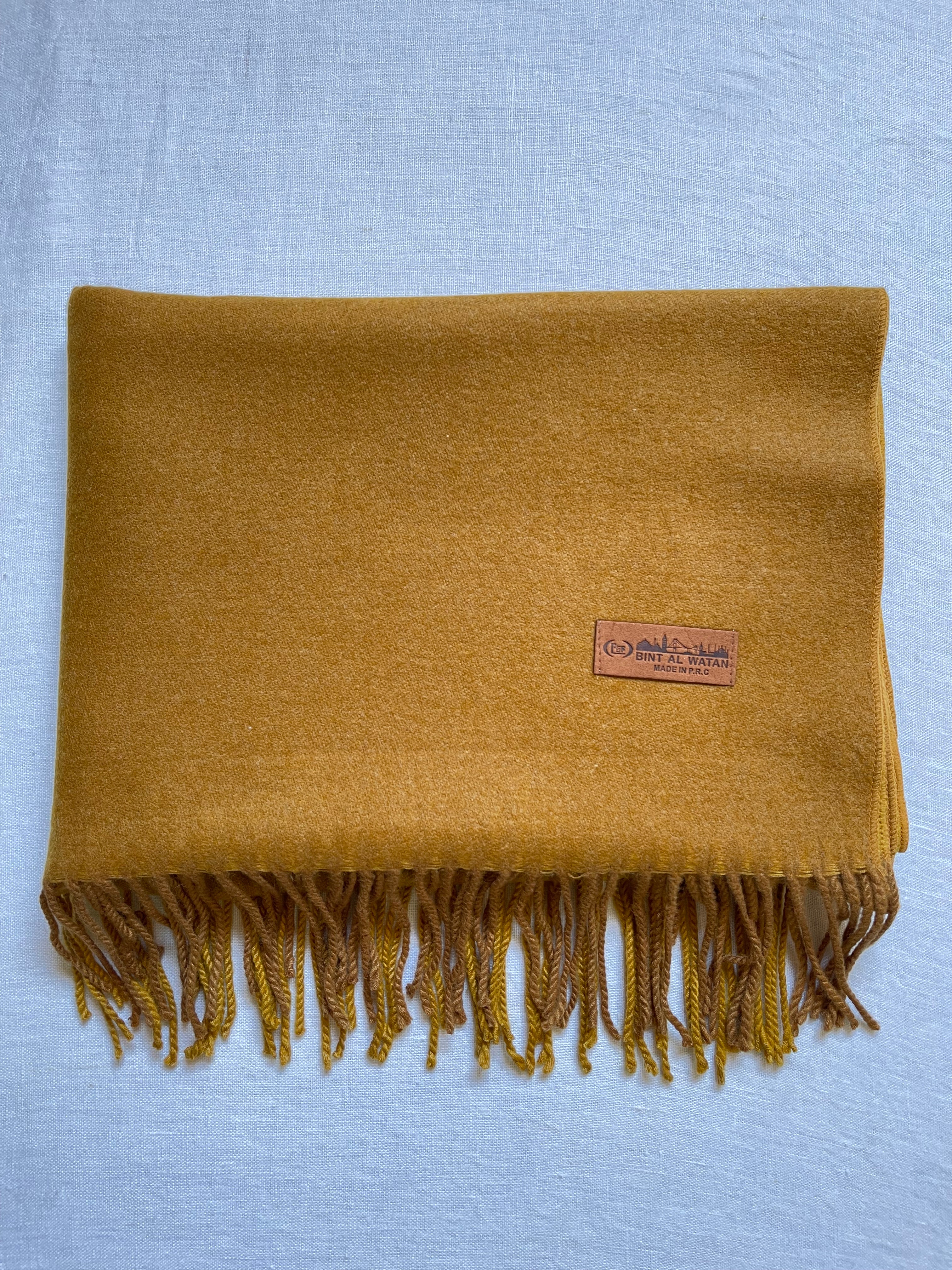 Double sided cottony shawl شالات قطنية دافئة بلونين