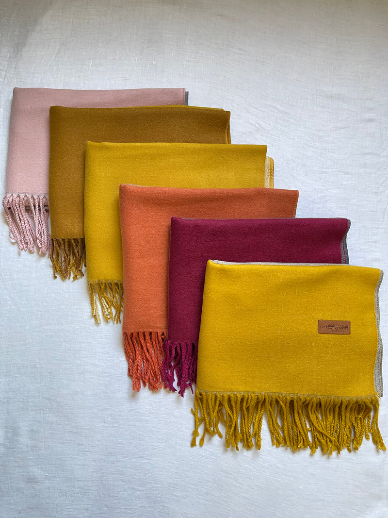 Double sided cottony shawl شالات قطنية دافئة بلونين