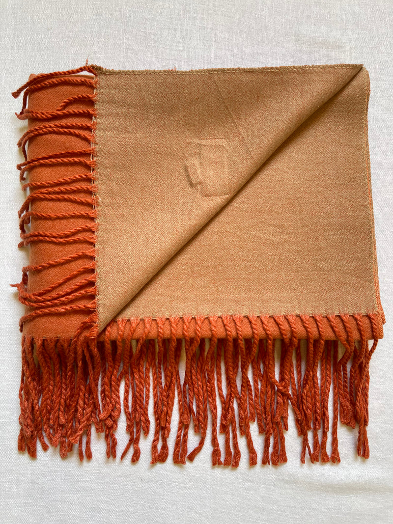 Double sided cottony shawl شالات قطنية دافئة بلونين