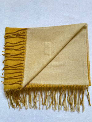 Double sided cottony shawl شالات قطنية دافئة بلونين