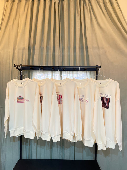 Beige Sweater سويتر بيج - مجموعة حب الكتب