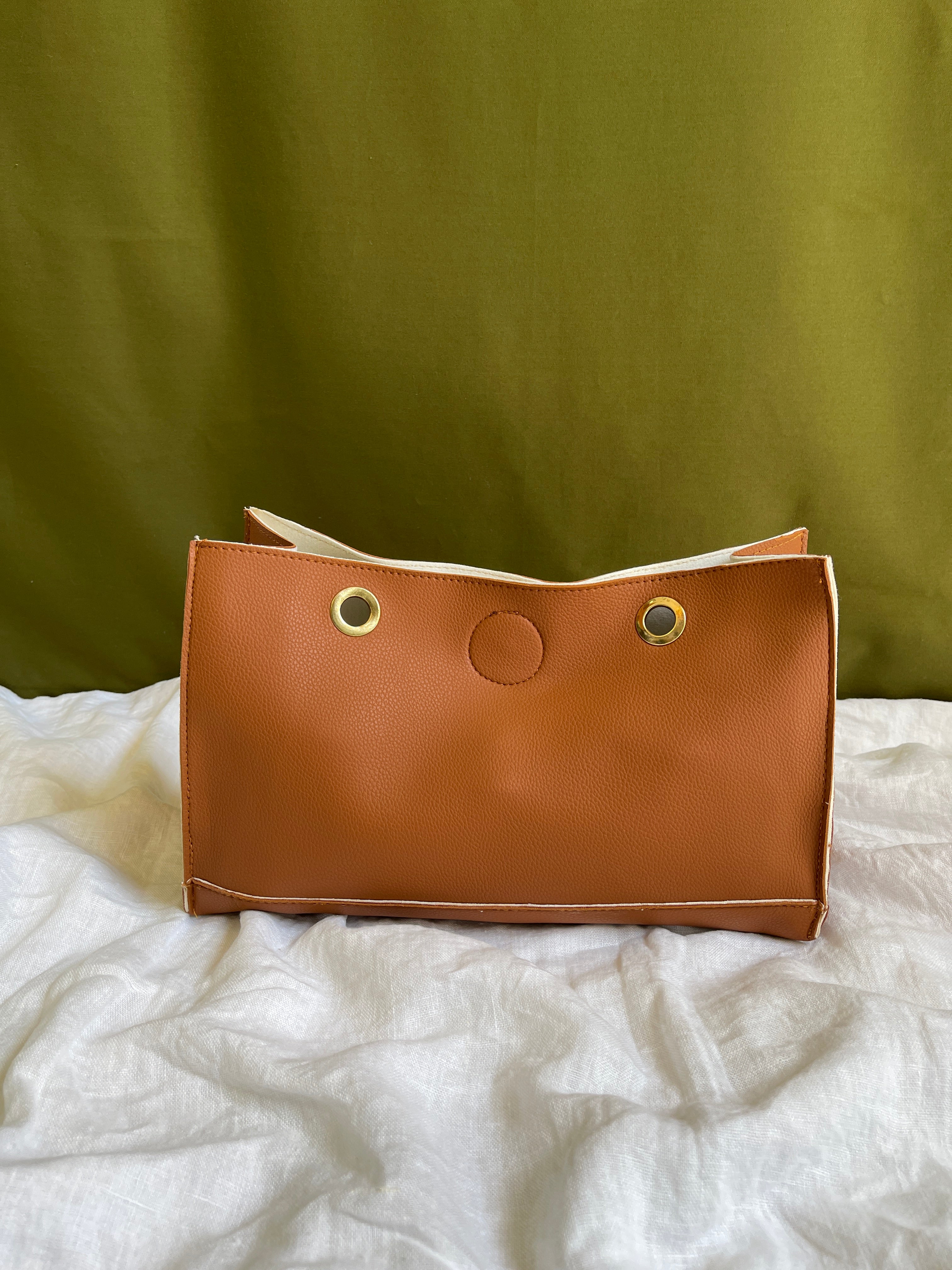Organizer Leather Bag Plain حقيبة جلدية منظم