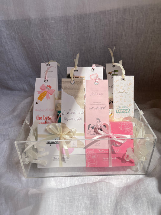 صنية توزيعات يوم المعلم لثمانية معلمين teachers' day souvenirs