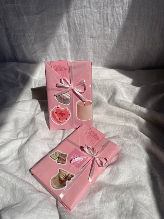 Mini Pink Mystery Book كتاب صغير للحقيبة