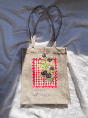 Berries tote bag