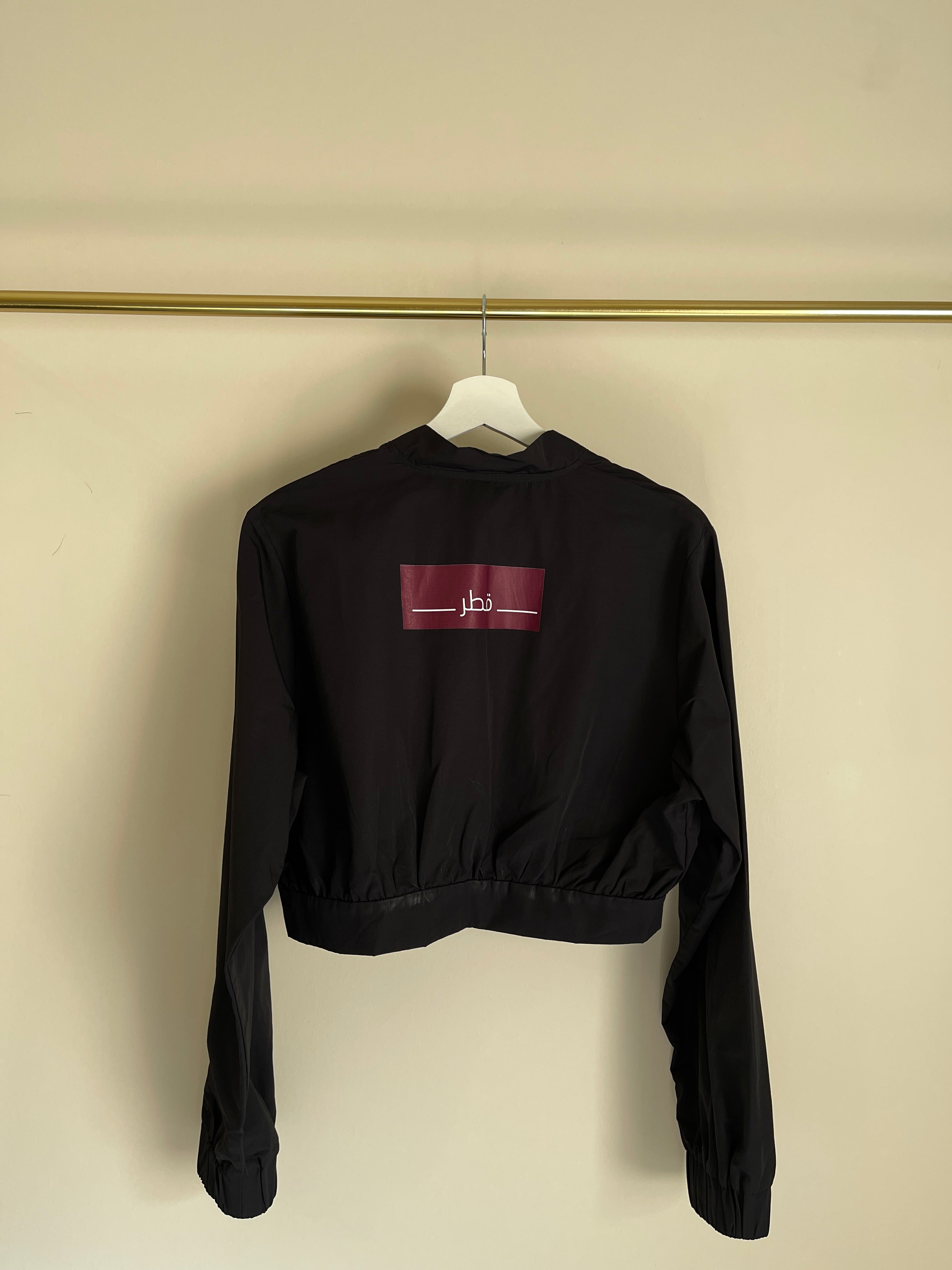 Cardigan sleeve with Arabic QATAR print back