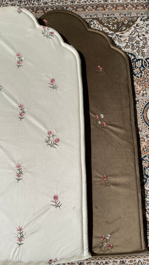 Prayer Mat Olive Flower